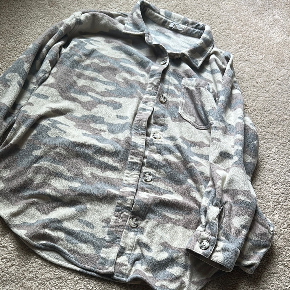 Women's fleece button down